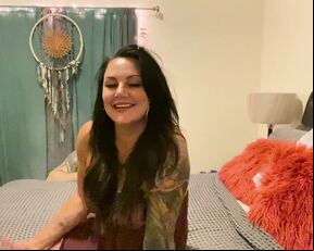 Kora answers question for a fan